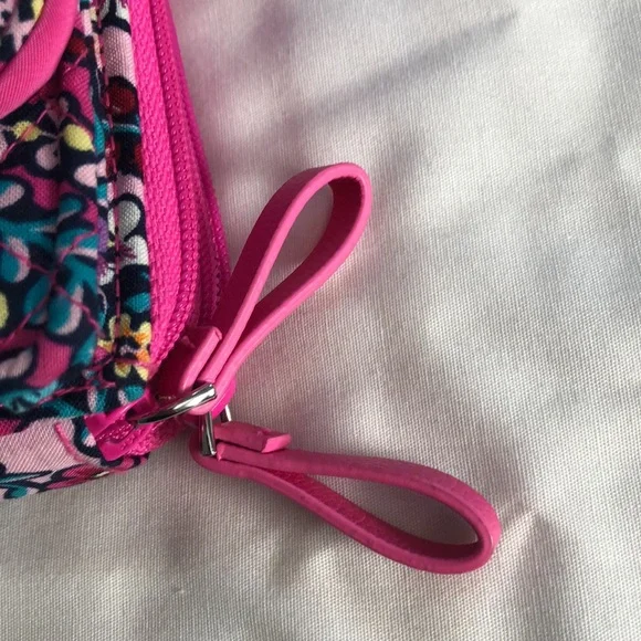 Vera Bradley clutch - Picture 5 of 9